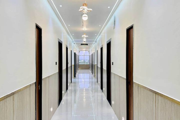 Hotel Interior 4 of 176