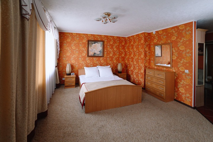 PATRIOT HOTEL
