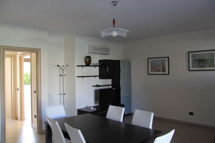Room 20 of 172