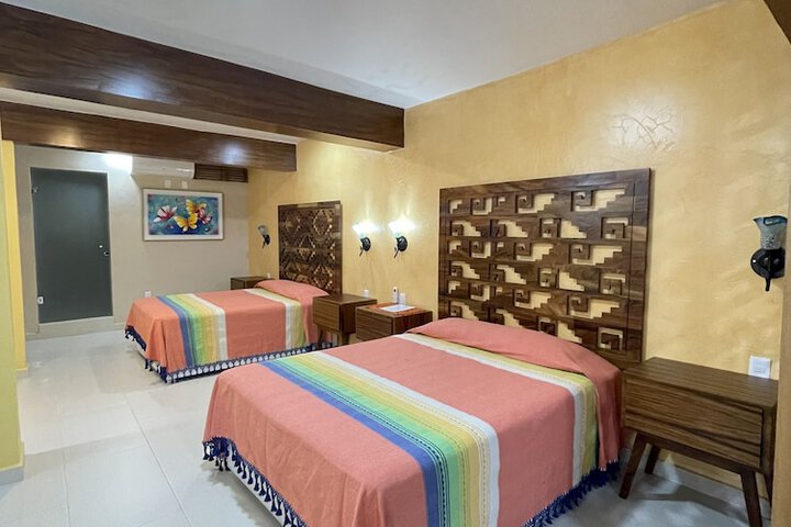 Room 10 of 47