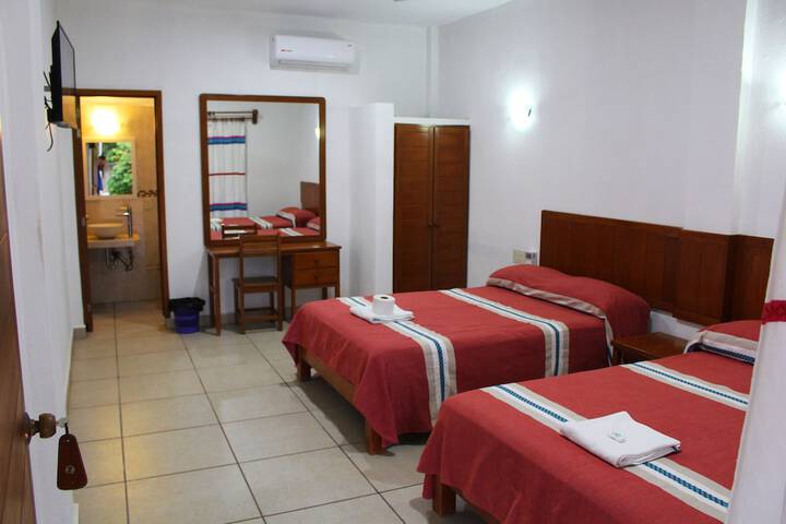 Room 10 of 24