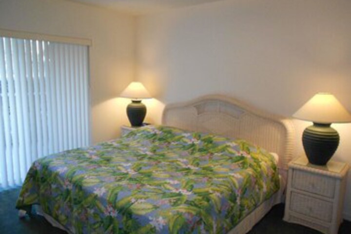 Room 35 of 38