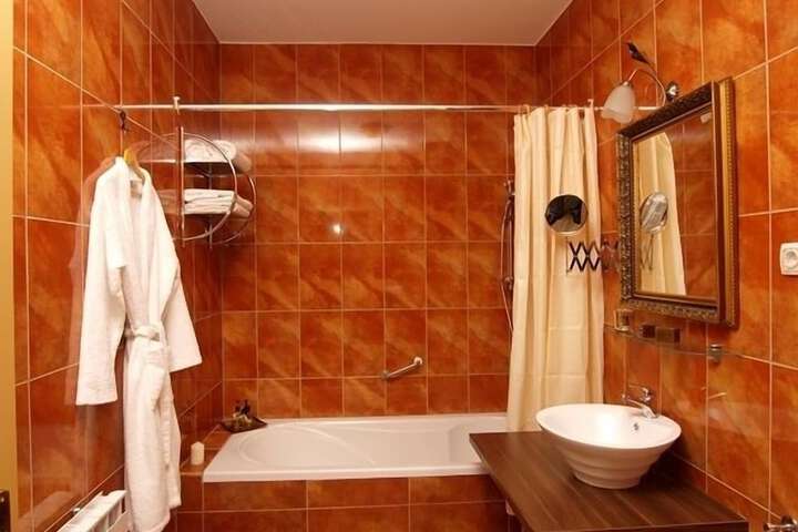 Bath Interior