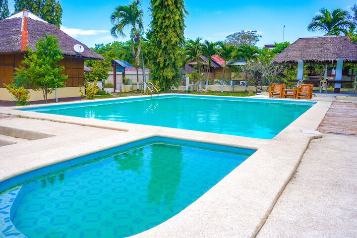 Pool 16 of 35