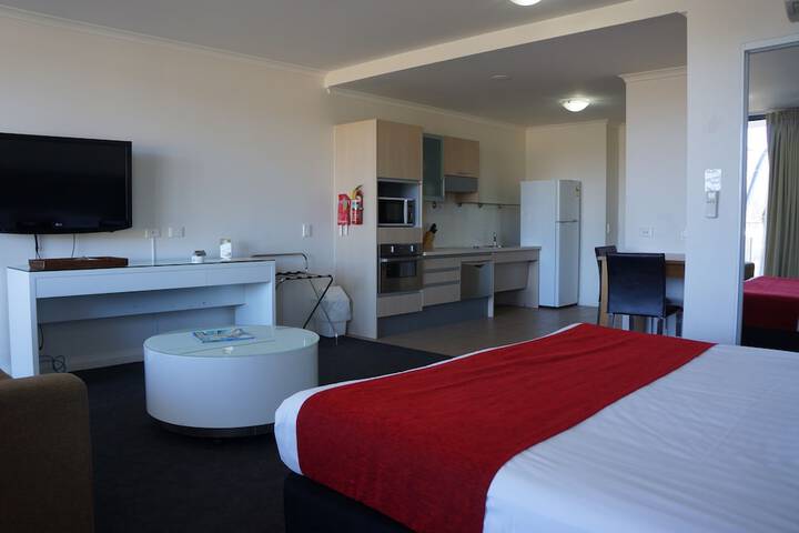Room 6 of 62