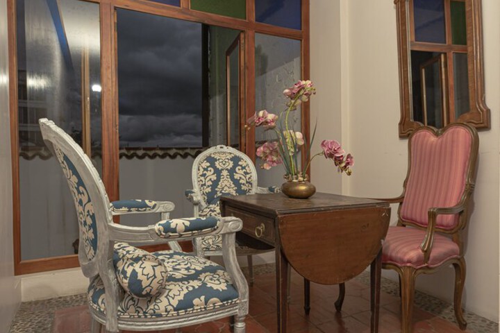 Room 47 of 85