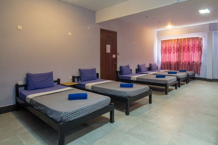 Room 4 of 45