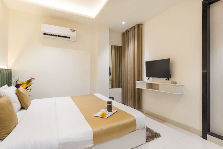 Room 19 of 30
