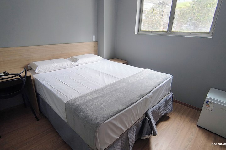 Room 12 of 22