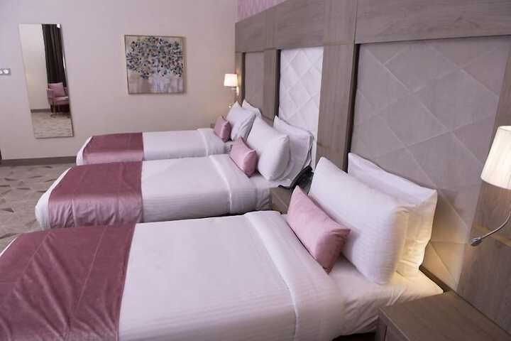 Room 15 of 24