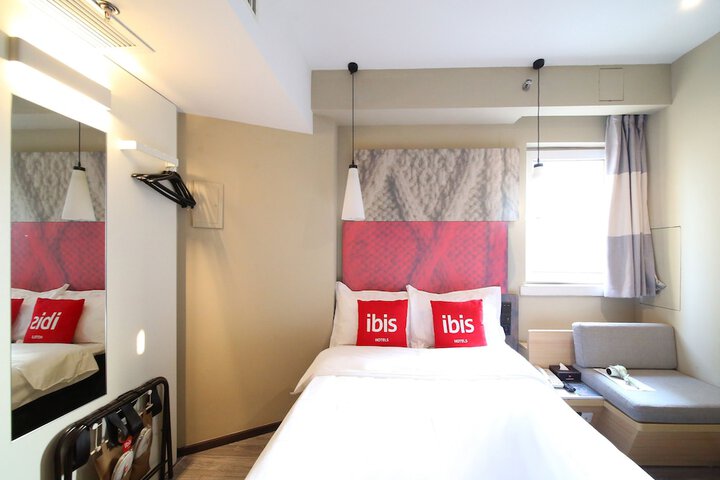 Room 14 of 70