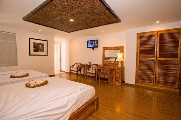 Room 21 of 39