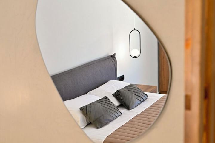Room 31 of 121