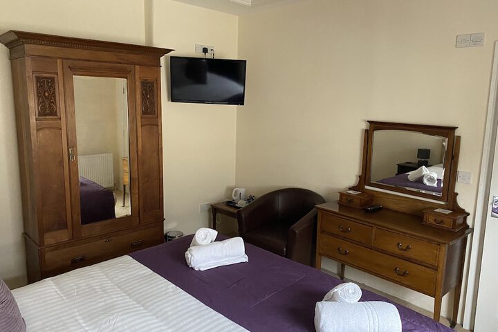 Room 12 of 29