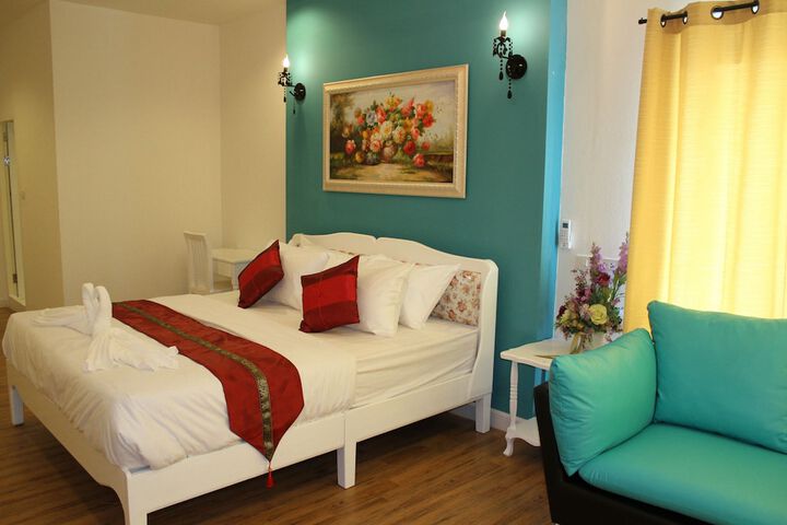 Room 10 of 31