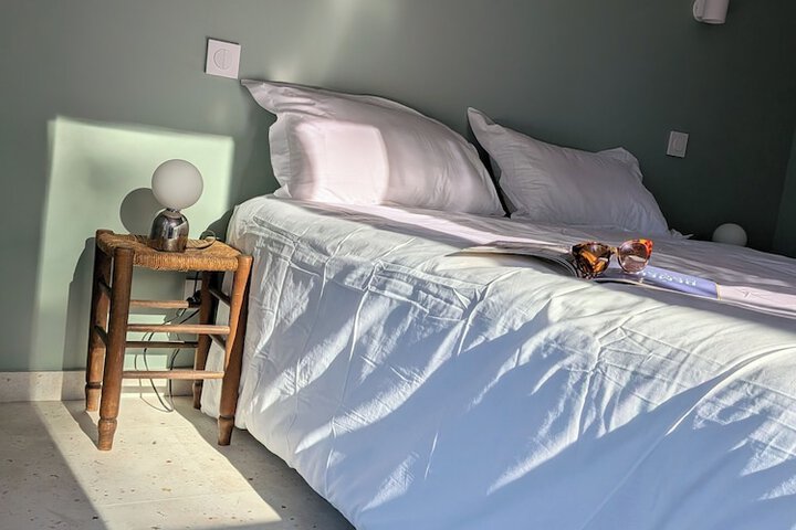 Room 4 of 23