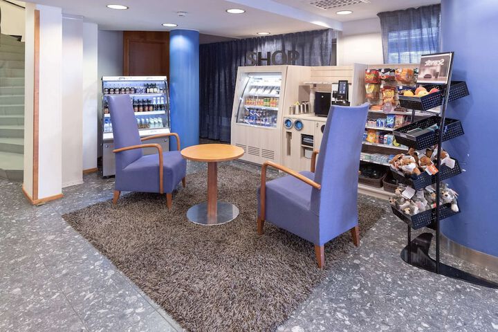 Hotel Lobby
