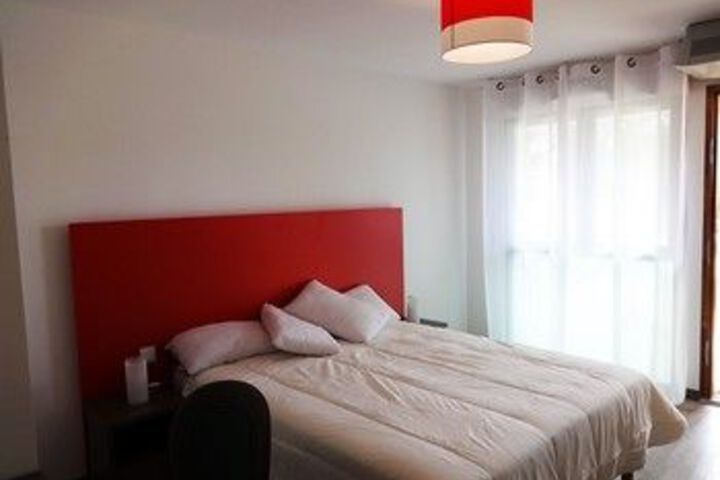 Room 13 of 34