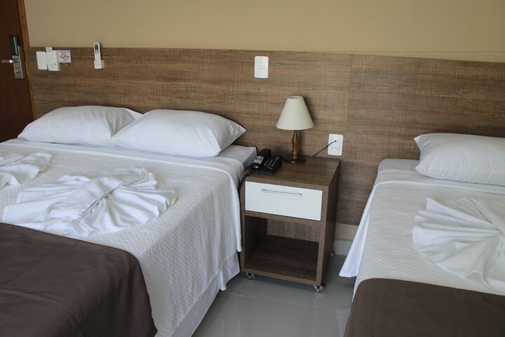 Room 5 of 27
