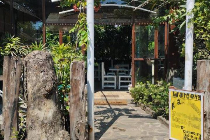 Turtle Garden Hotel