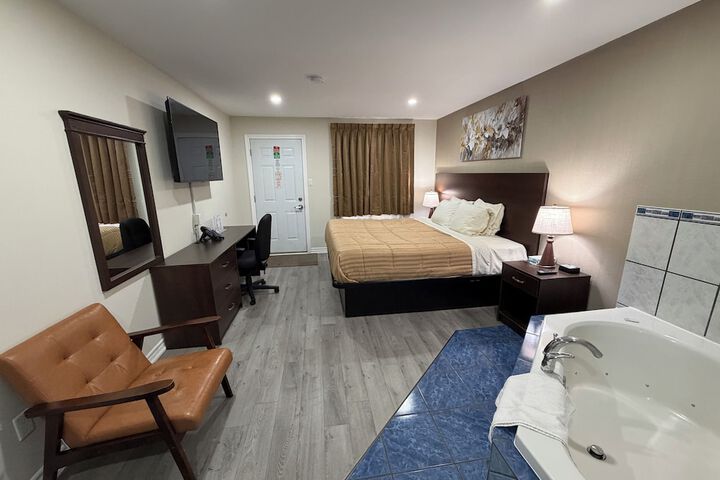 Room 19 of 53