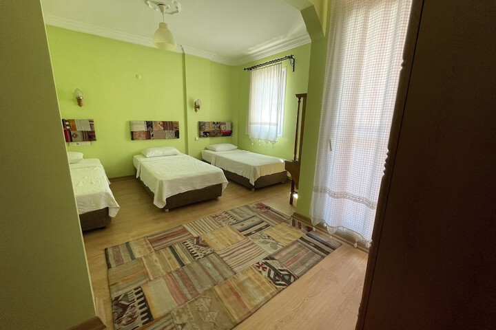 Room 15 of 64