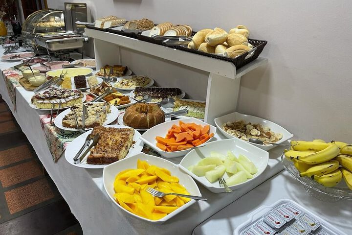 Breakfast/Coffee Service 173 of 206