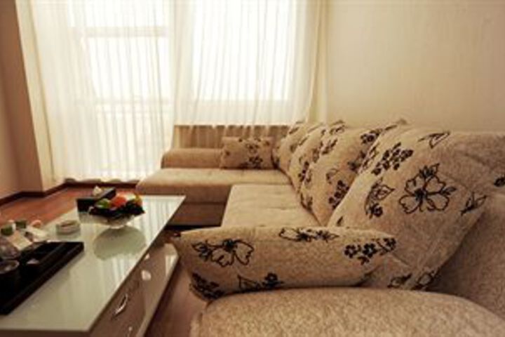 Room 42 of 48