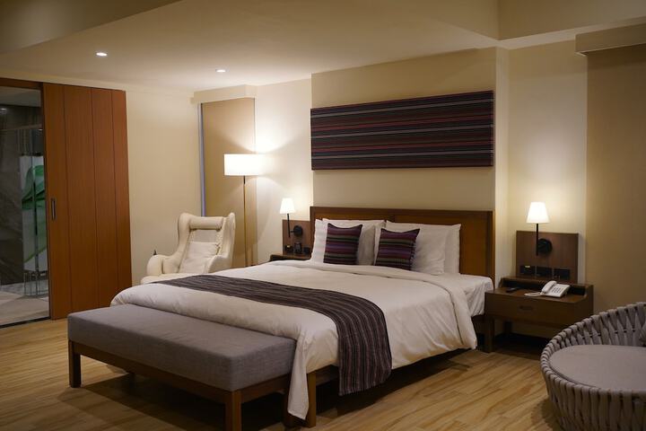 Room 4 of 21