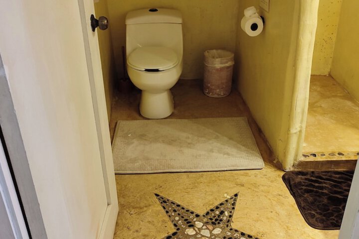 Room 96 of 171