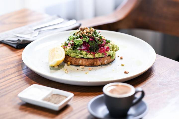 Breakfast/Coffee Service 216 of 301