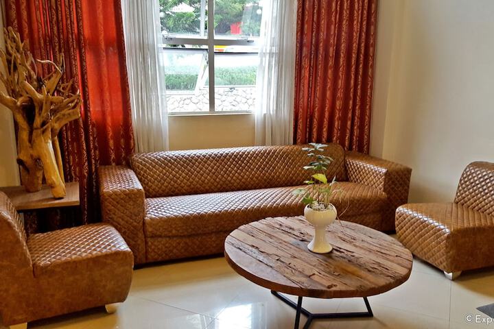 Hotel Lobby