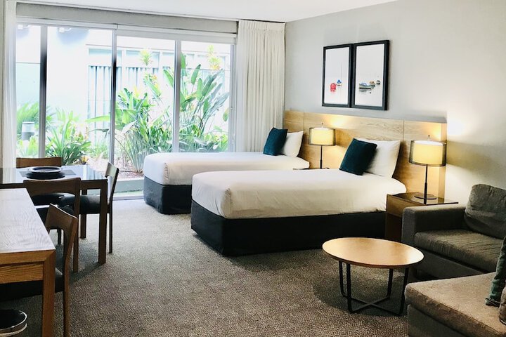 Room 10 of 44