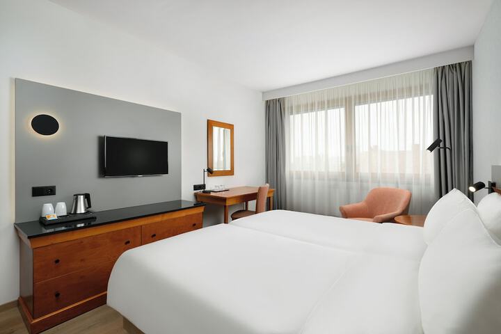 Room 9 of 56