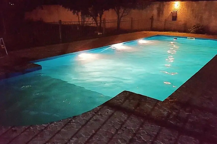 Pool 12 of 15