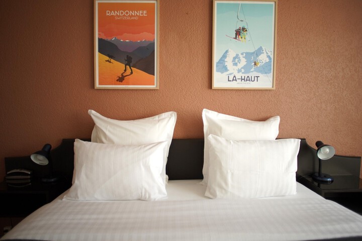 Room 45 of 83