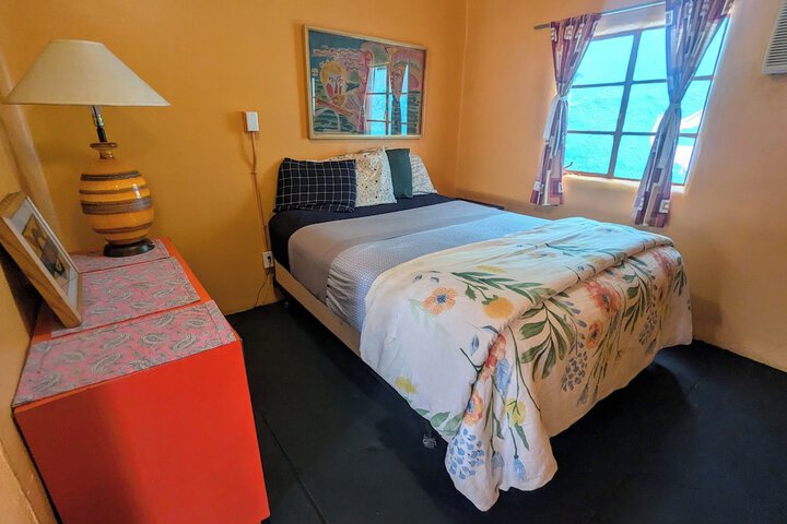 Room 68 of 276