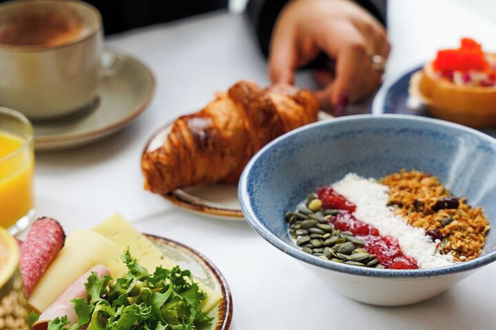 Breakfast/Coffee Service 151 of 167