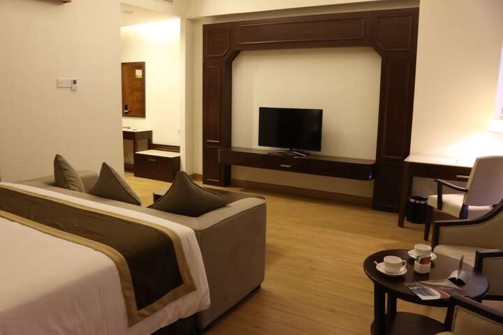 Room 14 of 72