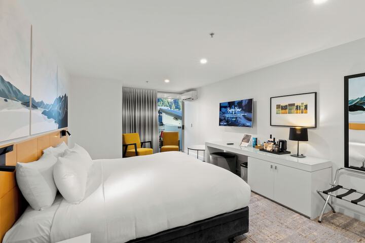 Room 10 of 54