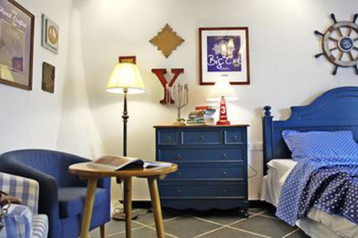 Room 13 of 21