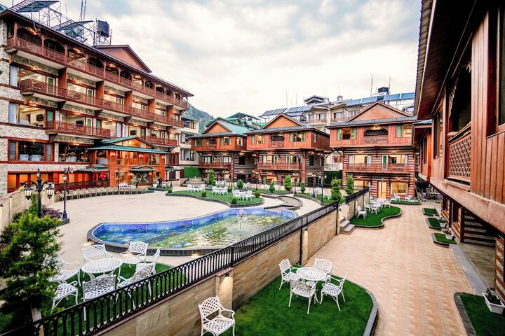 Hotel 5 of 7