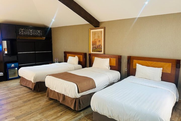 Room 16 of 85