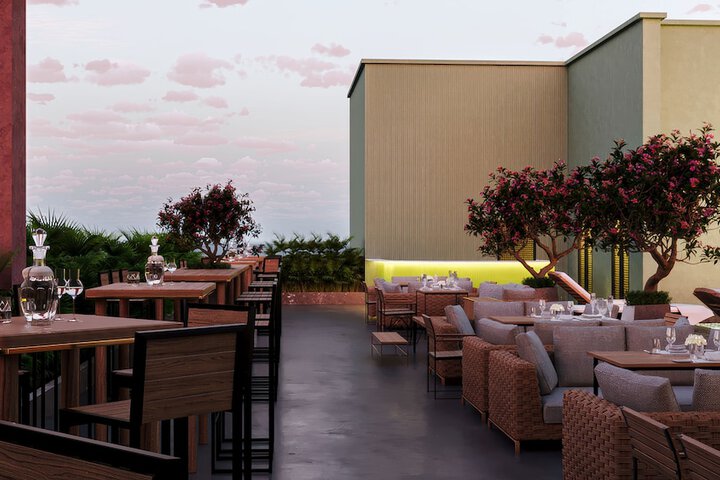 Lounge 71 of 87