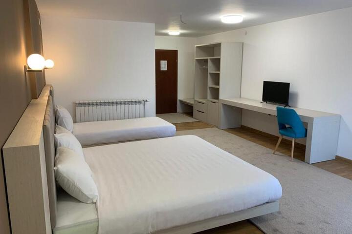 Royal L Hotel