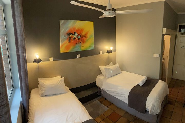 Room 15 of 42