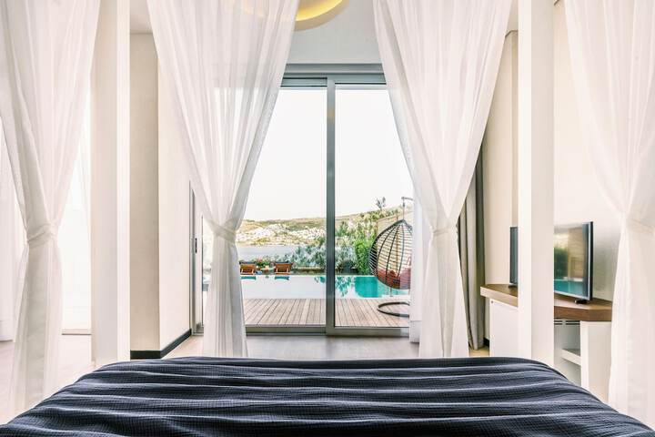 Room 29 of 181