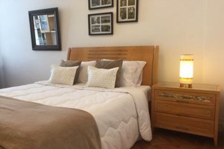 Room 6 of 20