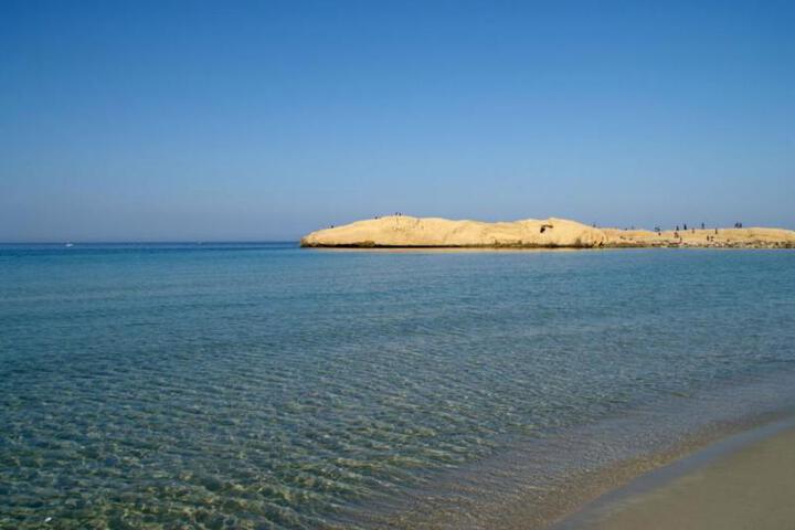CORNICHE PALACE