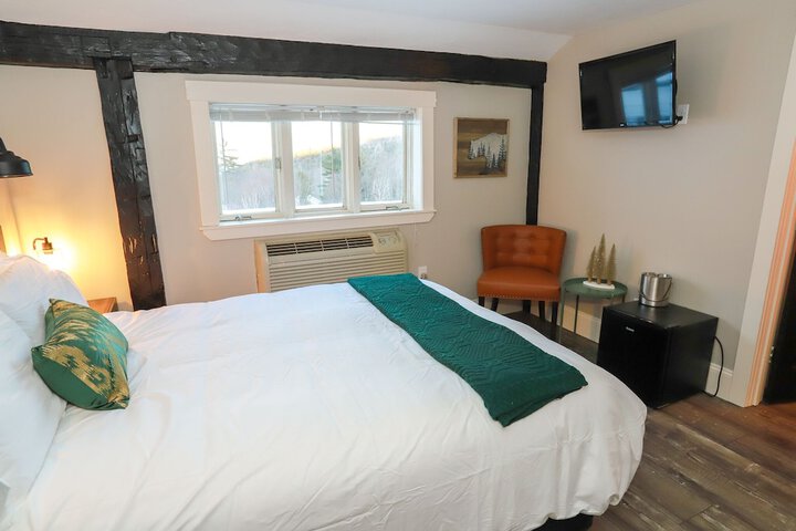 Room 26 of 140